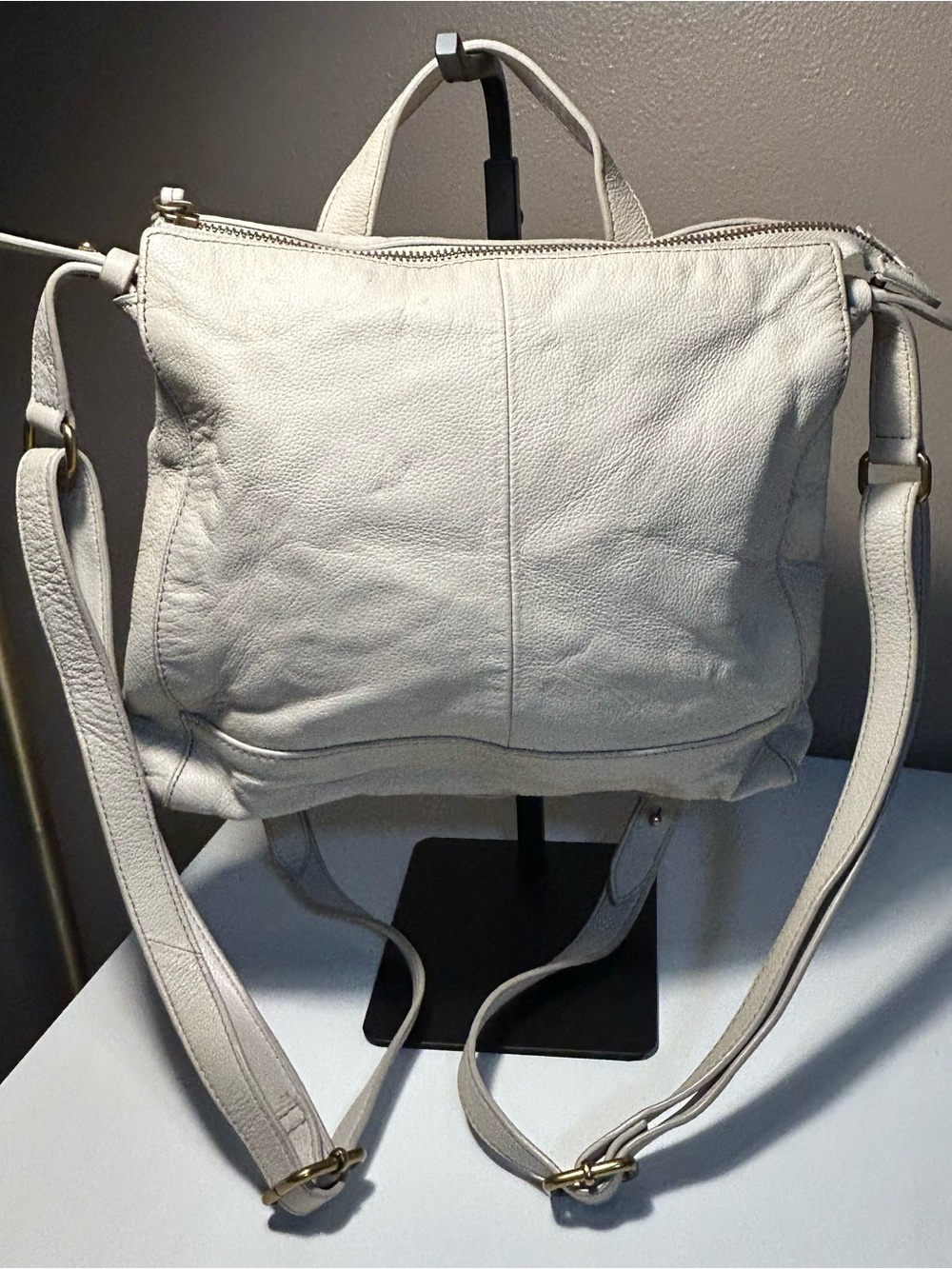 Fossil white Leather Backpack Top handle Bag
